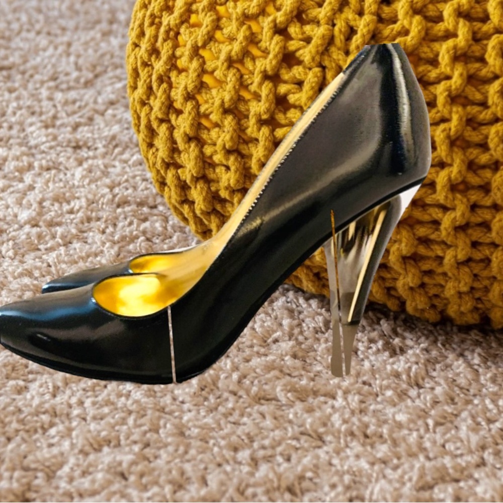 Elegant Black Pumps